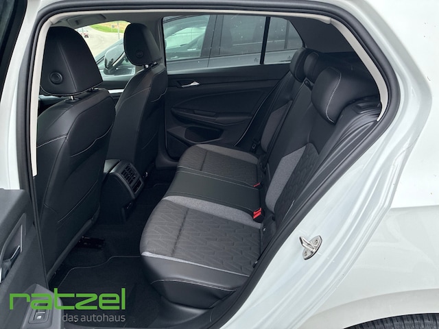 Volkswagen Golf 1.5 eTSI DSG