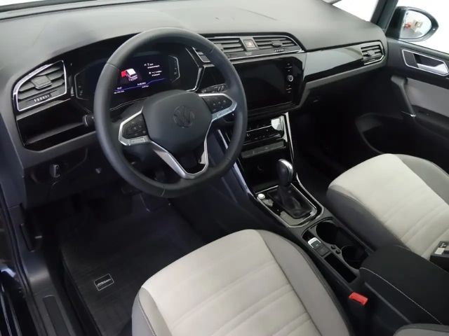 Volkswagen Touran DSG Highline