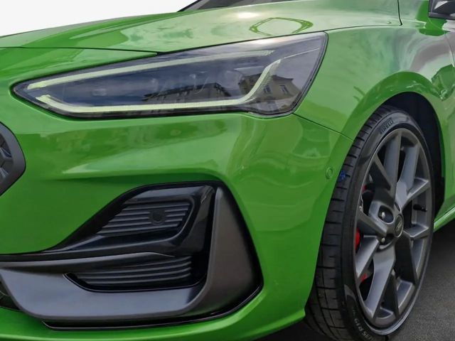 Ford Focus ST Line