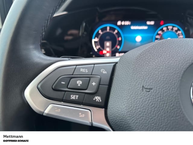 Volkswagen Golf 2.0 TDI DSG Life e-Golf