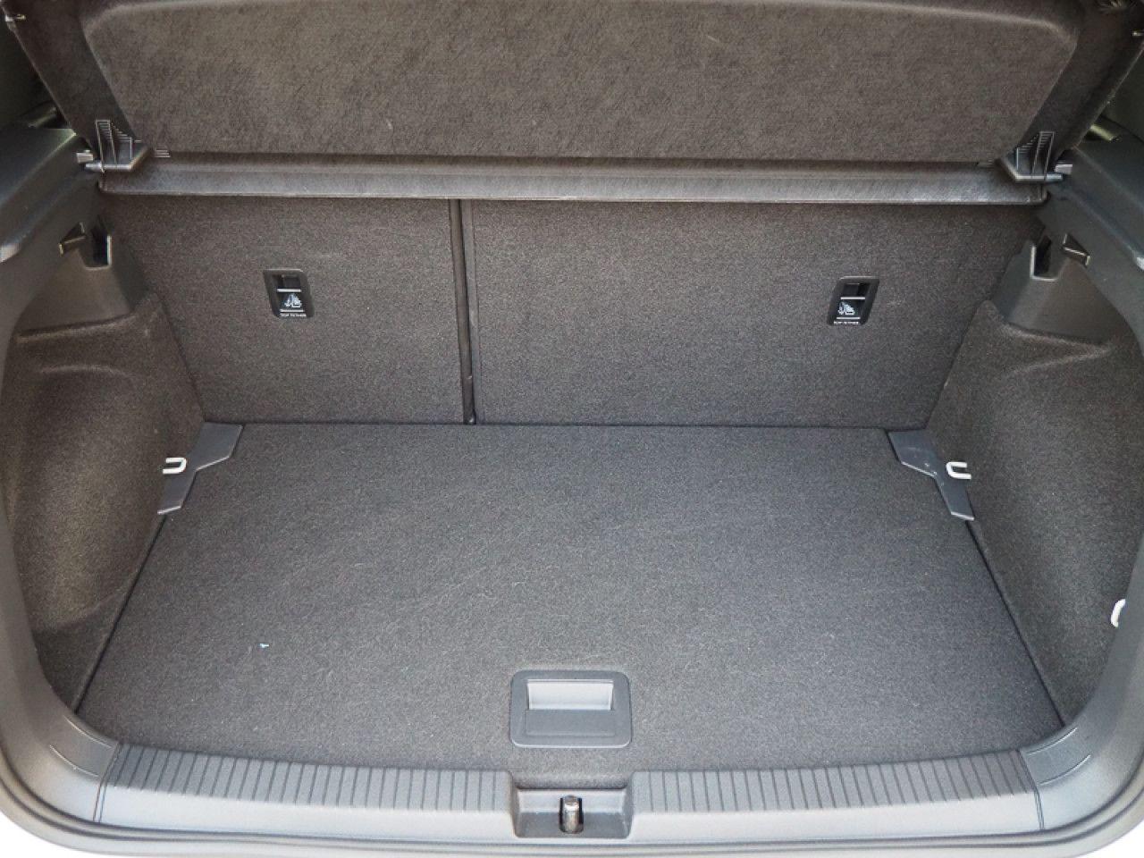 Volkswagen T-Cross 1.0 TSI IQ.Drive R-Line