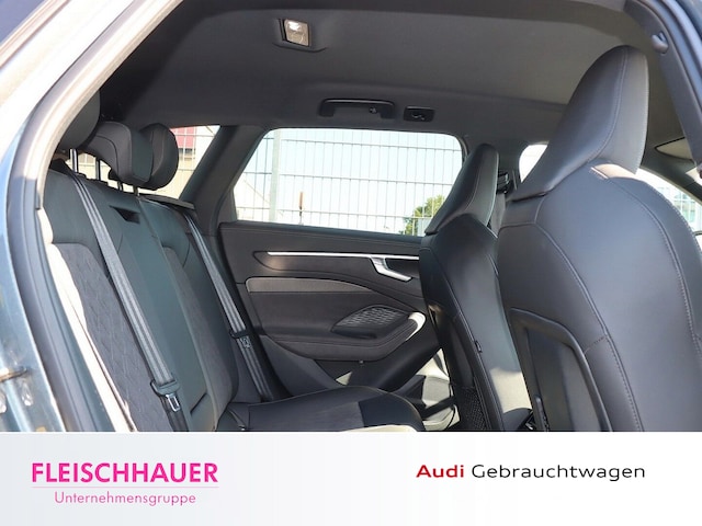 Audi A6 Avant Quattro S-Tronic