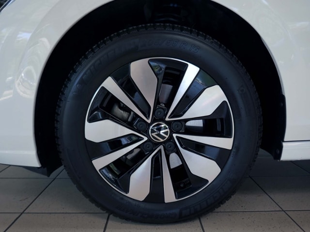 Volkswagen Golf 1.5 TSI Golf VIII