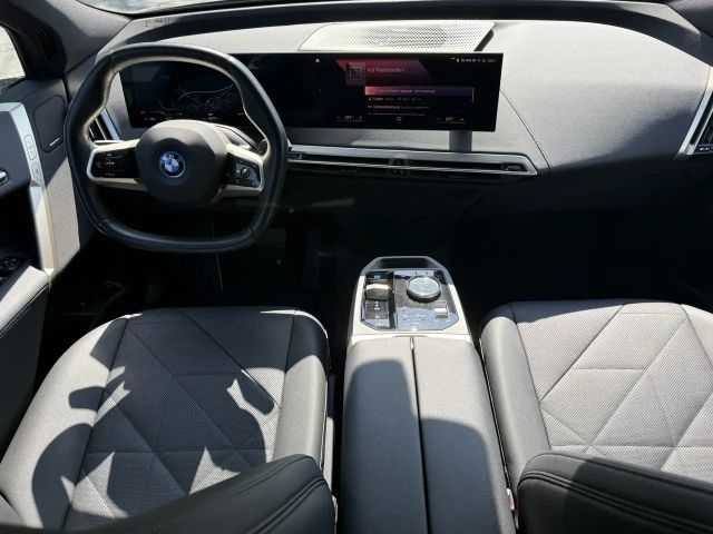 BMW iX xDrive40