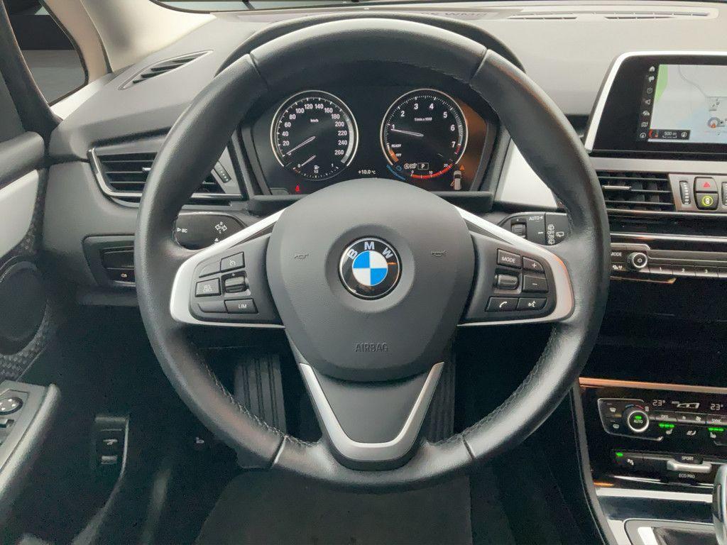 BMW 220 220i Gran Tourer
