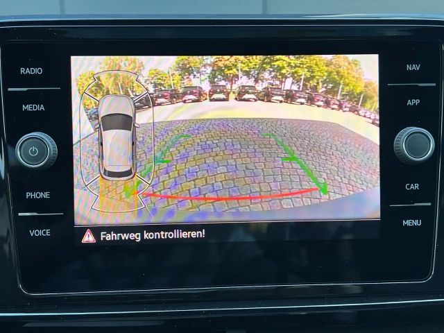 Volkswagen T-Roc 1.5 TSI DSG R-Line Style