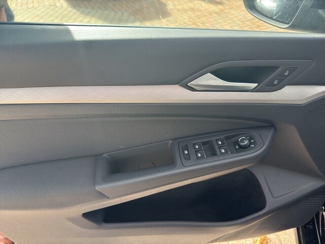 Volkswagen Golf 1.5 TSI Golf VIII Plus