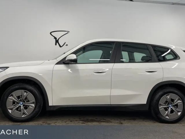 BMW X1 IX1 A XDRIVE30 PDC RFK DAB AdaptLED SHZ 17" LM