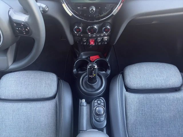 MINI Cooper 1.5 Classic