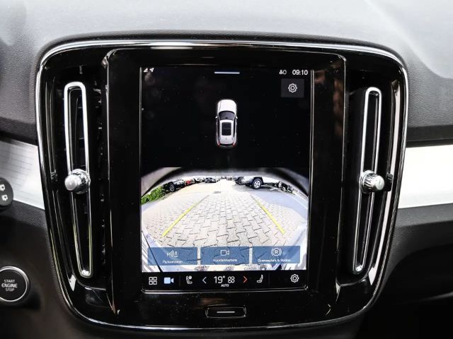 Volvo XC40 Dark Plus