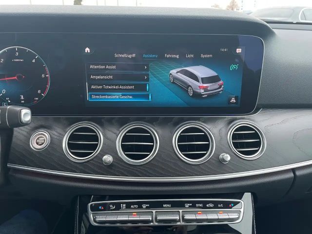 Mercedes-Benz E 220 E 220 d Estate