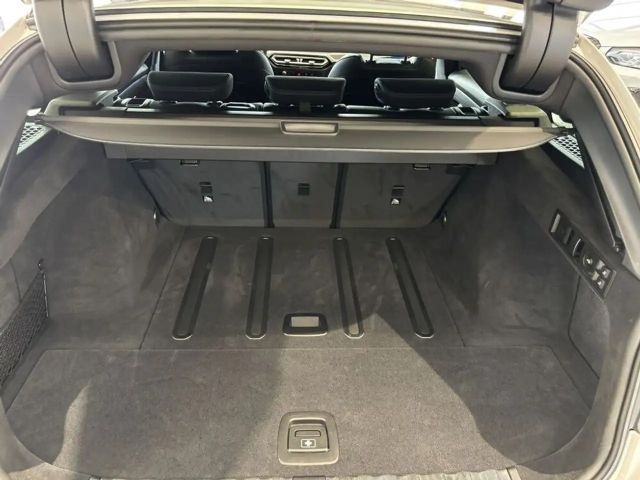 BMW 320 320d M-Sport Touring xDrive