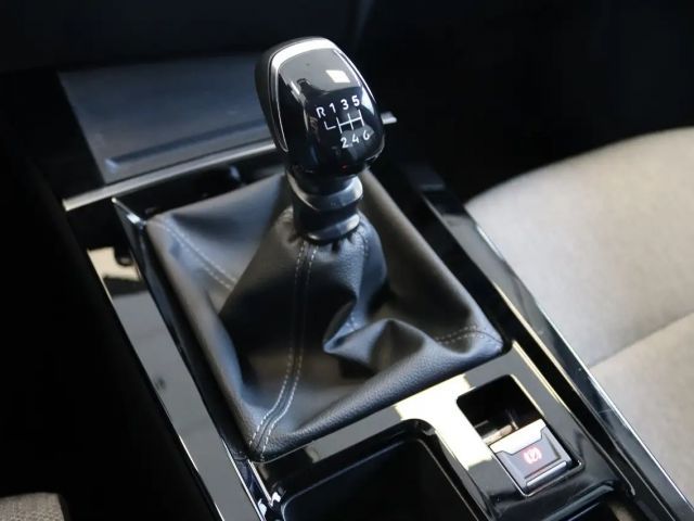 Opel Astra 1.2 Turbo Business Elegance