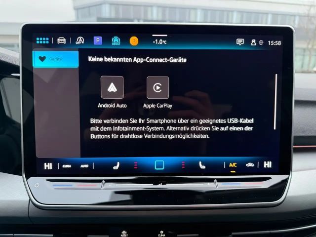 Volkswagen Golf DSG Life Variant