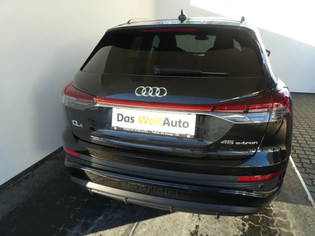 Audi Q4 e-tron Business