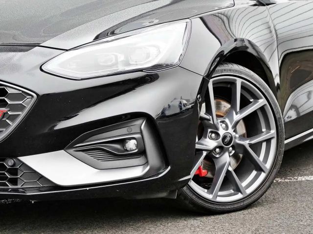 Ford Focus ST Line Wagon
