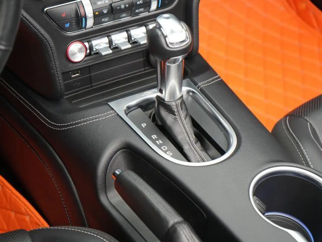 Ford Mustang Convertible GT 5.0 V8