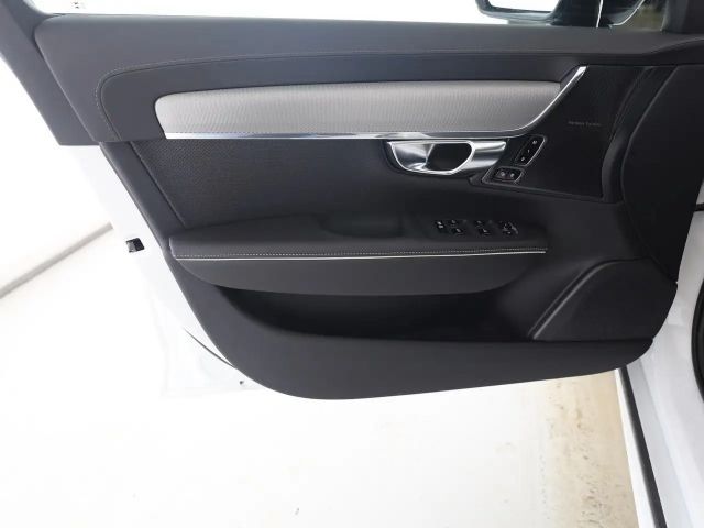 Volvo V90 AWD Dark Recharge T8 Ultra