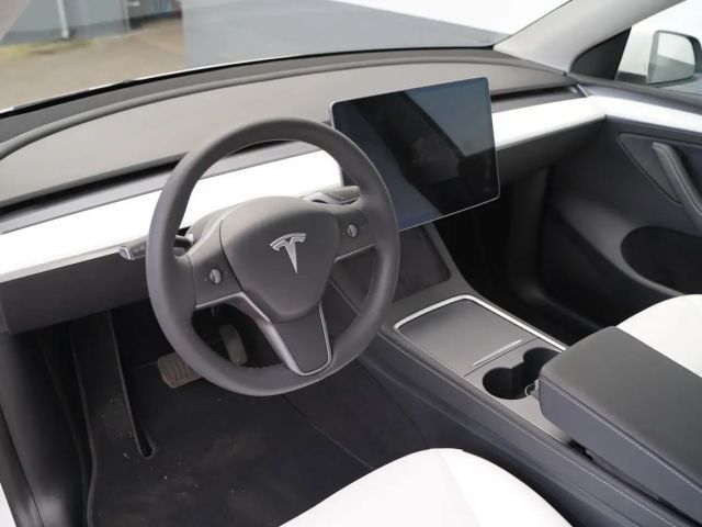 Tesla Model Y Performance
