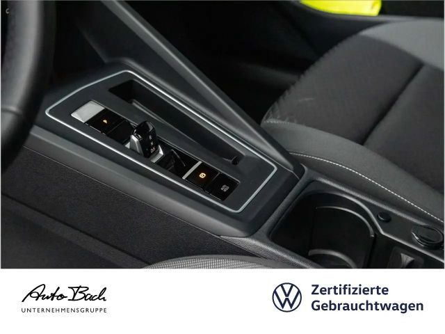 Volkswagen Golf 1.5 eTSI DSG Golf VIII