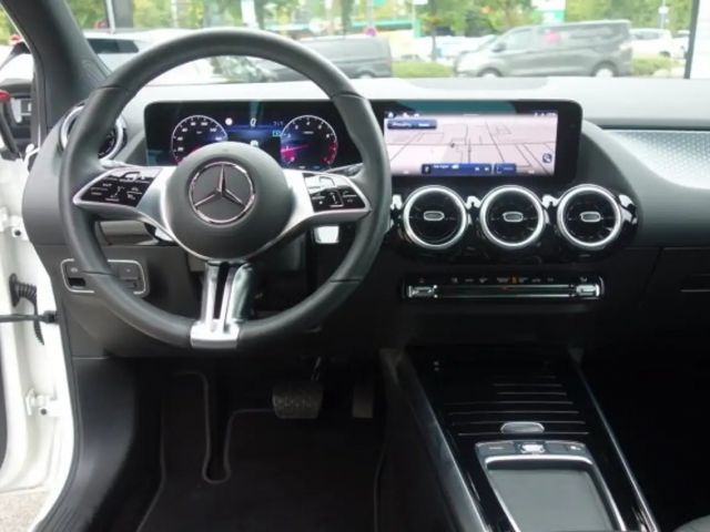 Mercedes-Benz B 200 Progressive