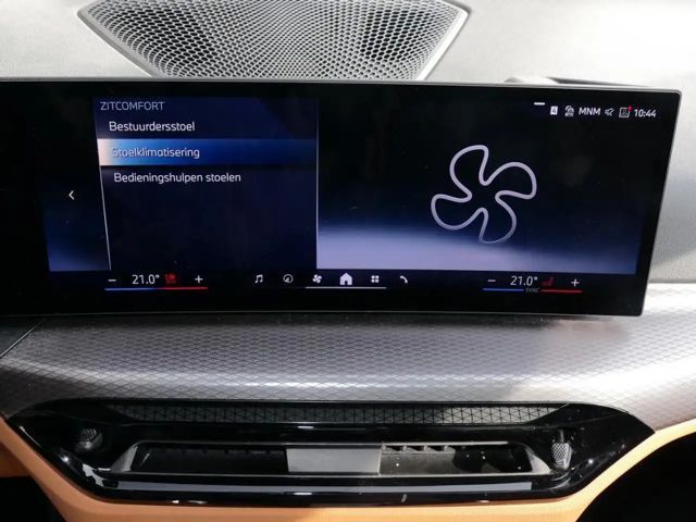 BMW 330 330e M-Sport Touring xDrive