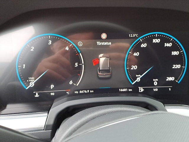 Volkswagen Touareg IQ.Drive