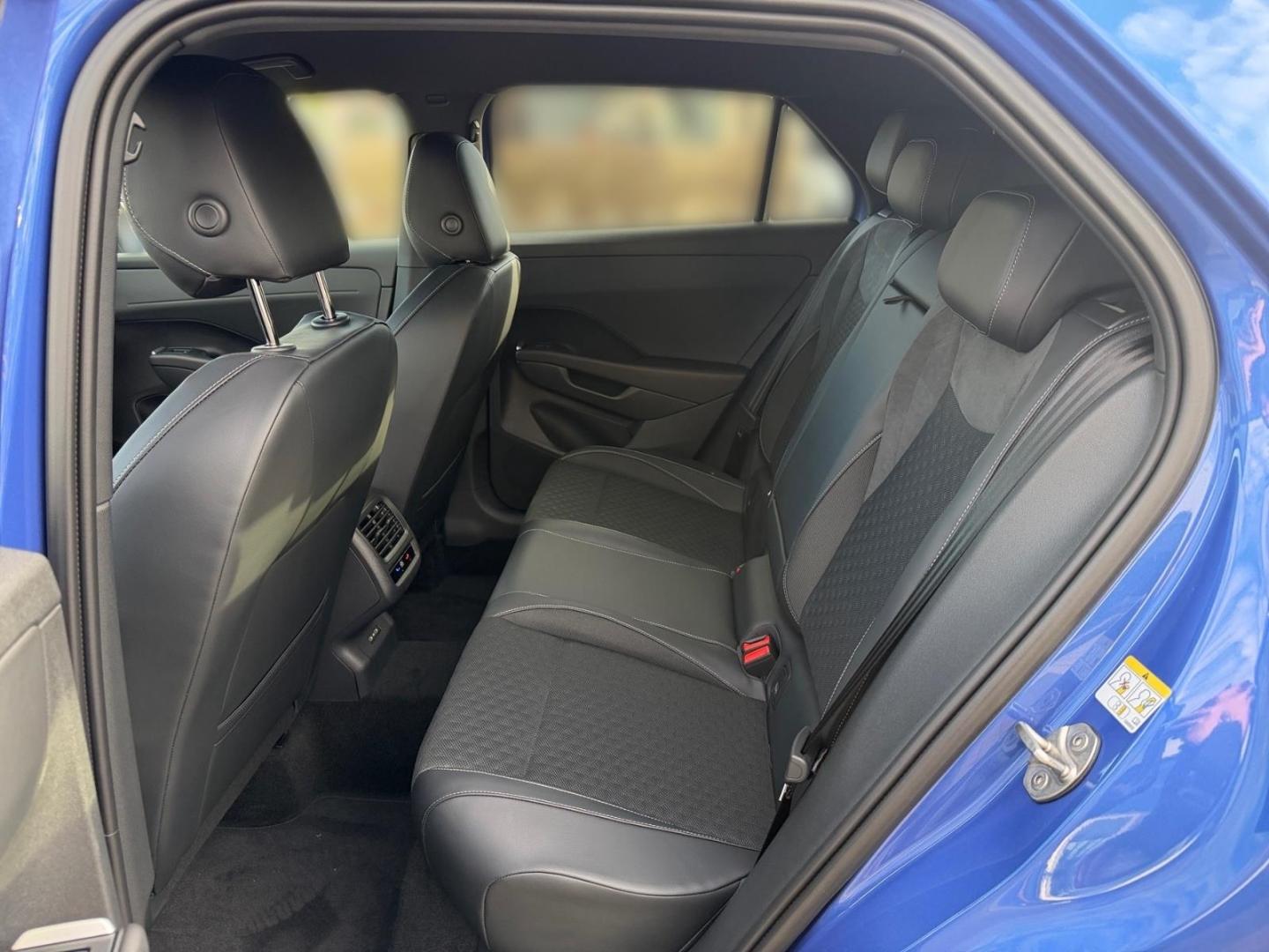 Volkswagen T-Roc IQ.Drive R-Line Style