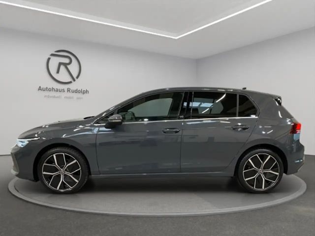 Volkswagen Golf 1.5 eTSI DSG Golf VIII Style