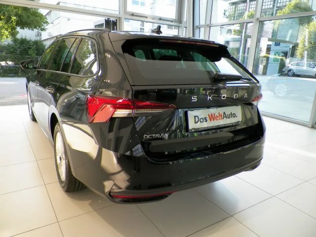 Skoda Octavia Essence TSI