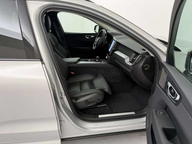 Volvo XC60 AWD Dark Plus Recharge T6