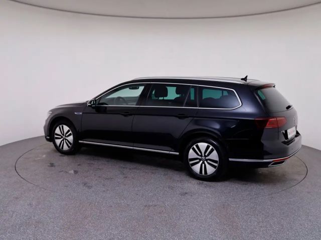Volkswagen Passat GTE Variant