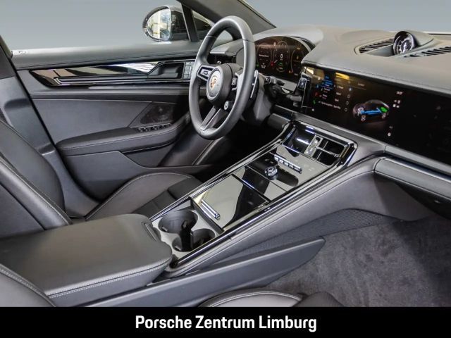 Porsche Panamera 4 E-Hybrid