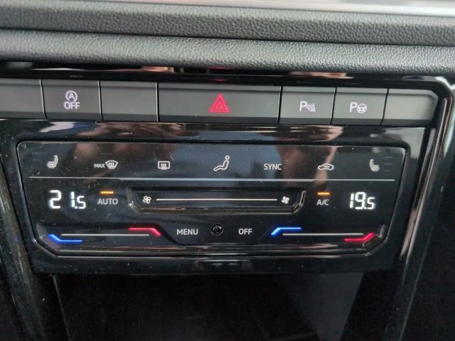 Volkswagen T-Roc 4Motion DSG R-Line