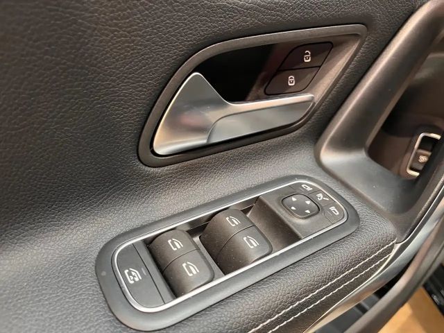 Mercedes-Benz A 180 Business Line