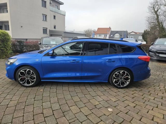Ford Focus EcoBoost ST Line Wagon
