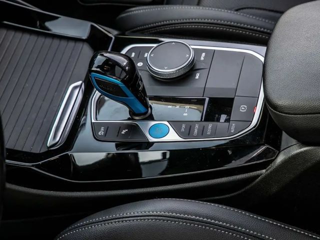 BMW iX3 Inspiring iX3