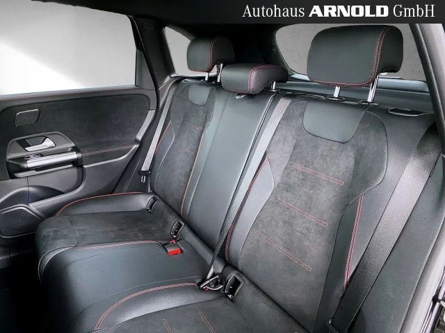 Mercedes-Benz B 220 4MATIC AMG Line Sedan