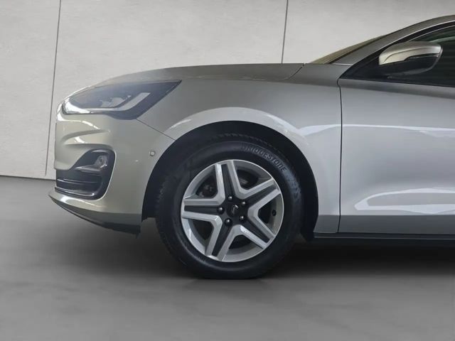 Ford Focus Cool & Connect EcoBoost Wagon