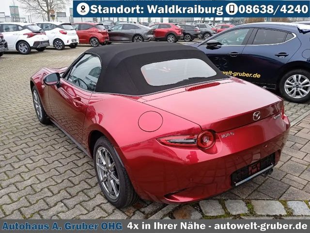 Mazda MX-5 Exclusive-line SkyActiv