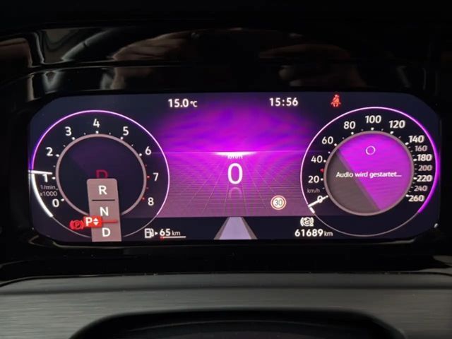 Volkswagen Golf Style Variant