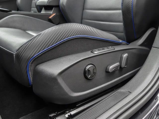 Volkswagen Golf 2.0 TSI 4Motion DSG Golf VIII