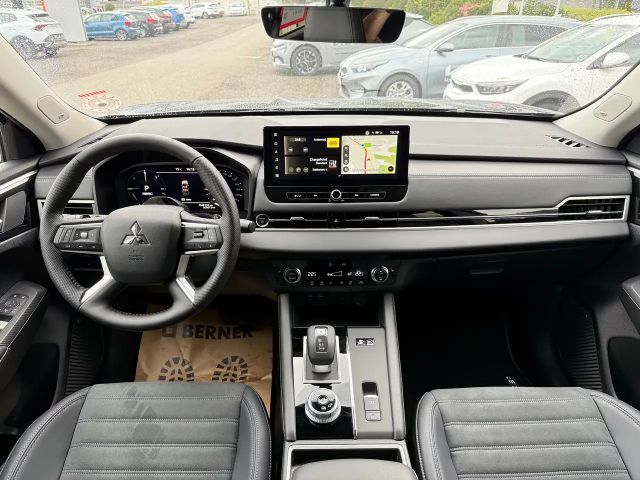 Mitsubishi Outlander Intense PHEV