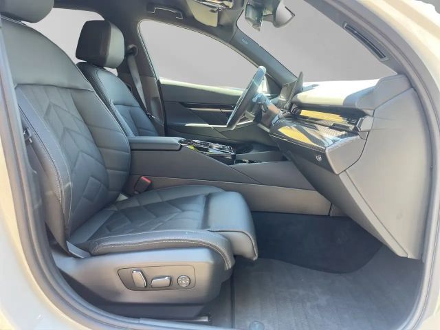 BMW 530 530e M-Sport Touring