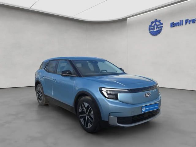 Ford Explorer Extended range RWD