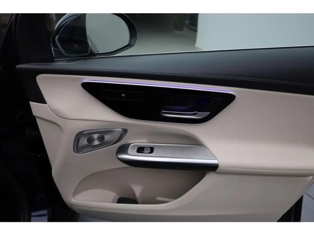 Mercedes-Benz GLC 300 4MATIC AMG Line