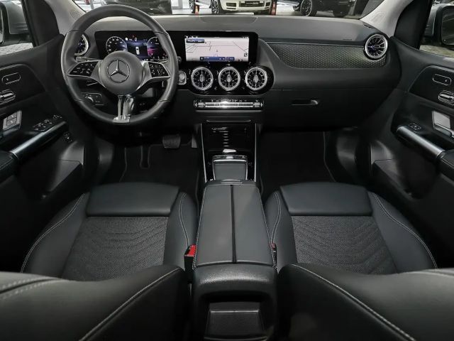 Mercedes-Benz B 200 B 200 d