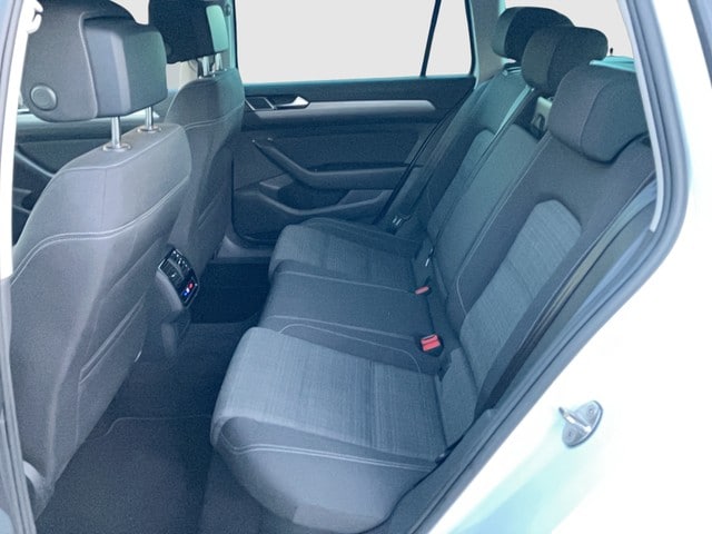 Volkswagen Passat 2.0 TDI Business DSG Variant