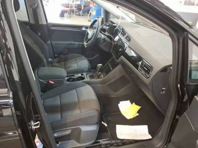 Volkswagen Touran 1.5 TSI DSG R-Line