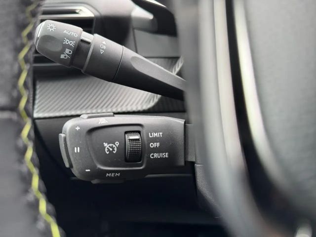 Peugeot E-208 GT-Line